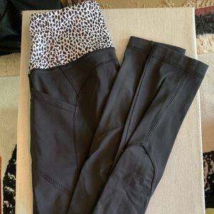 LULULEMON Leggings w/ Pockets!